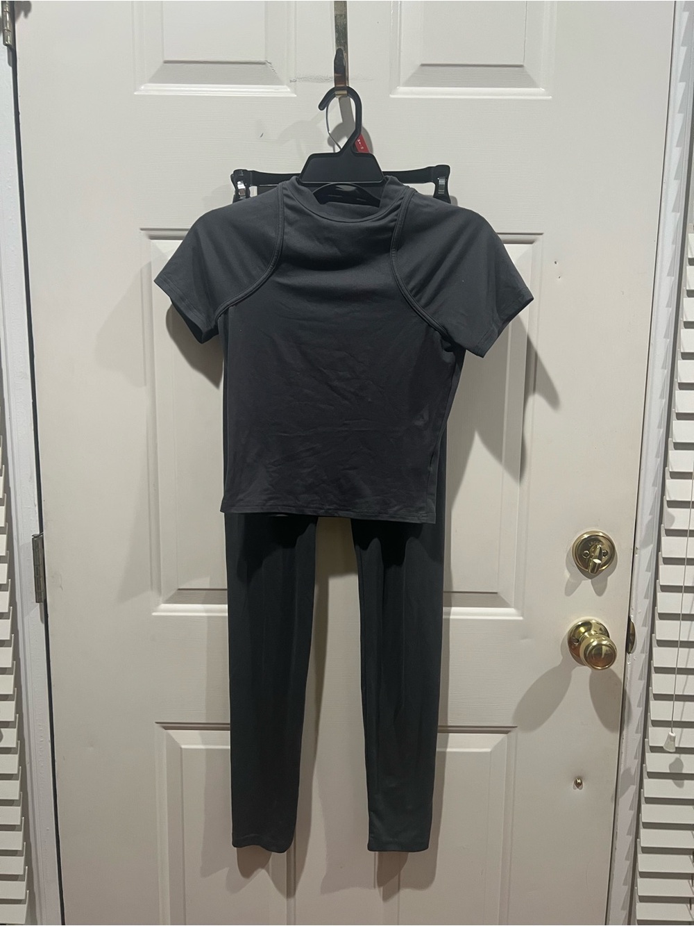 SHEIN Gray Short-Sleeve Active Top & Slim Leggings Set